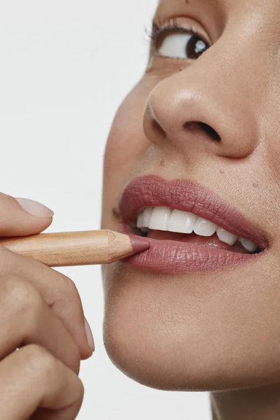 ILIA Lip Sketch Hydrating Crayon